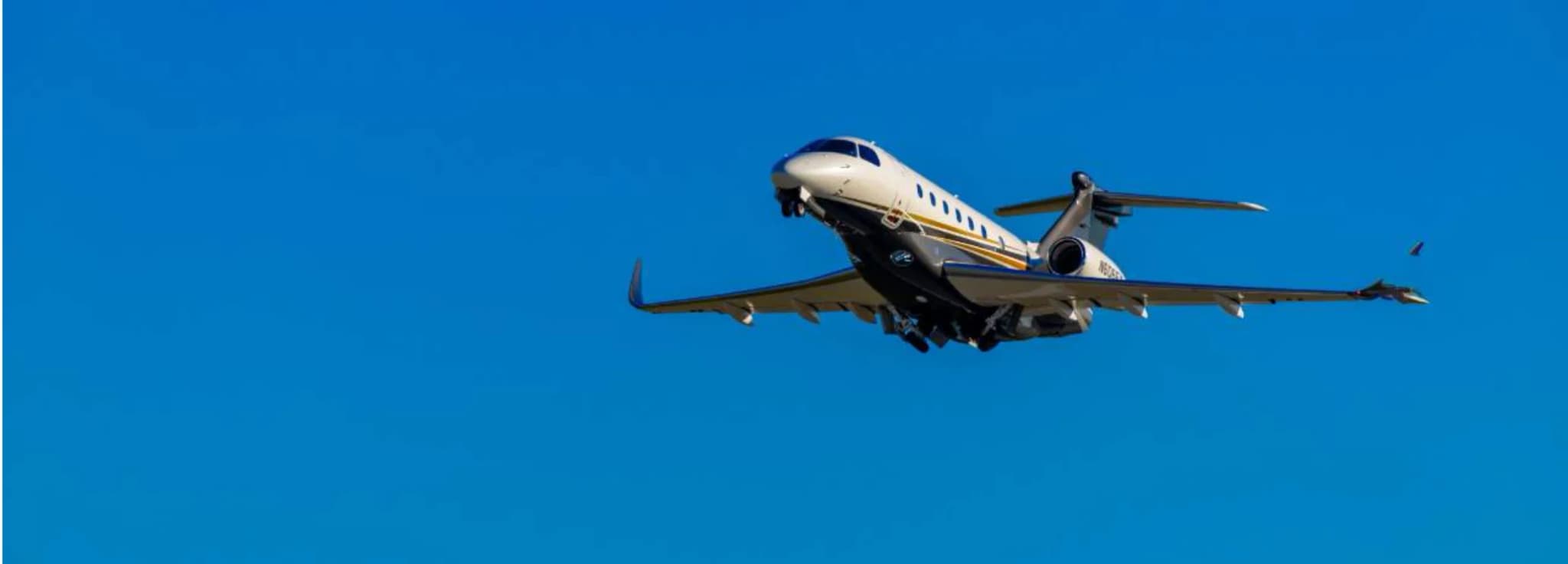 Embraer Legacy 500 super midsize jet available for private charter