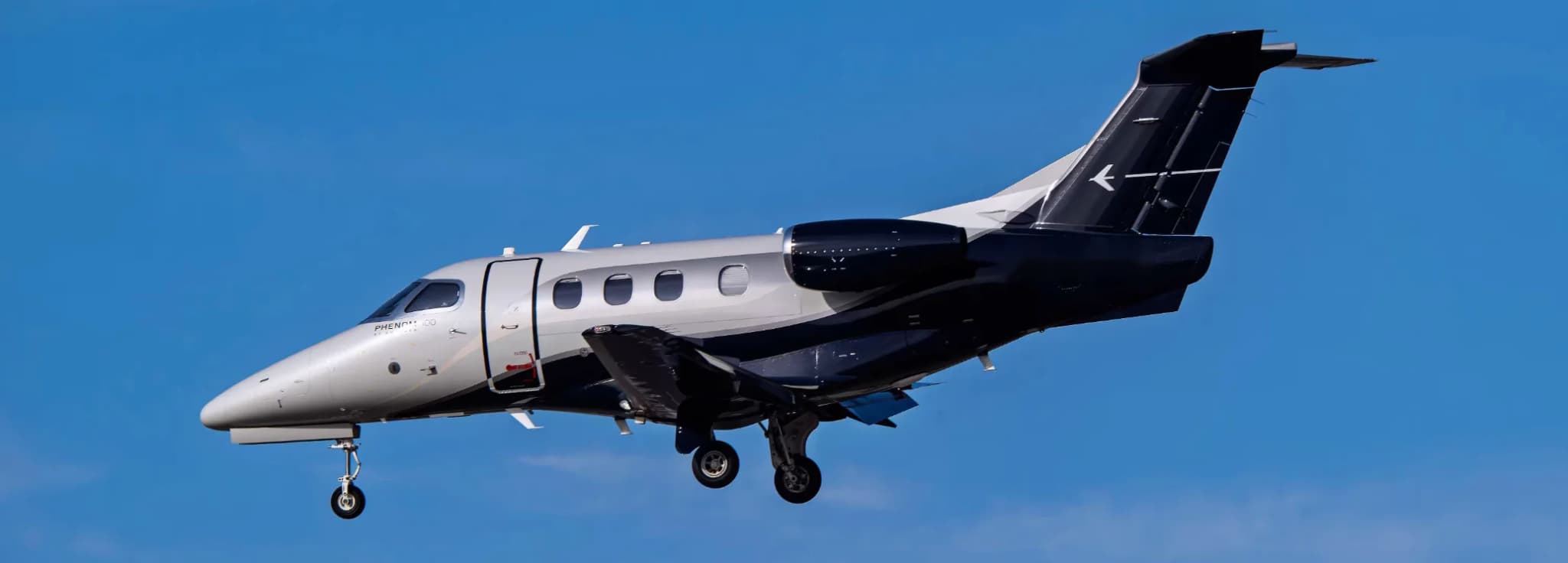 Private Jet Charter Embraer Phenom 100