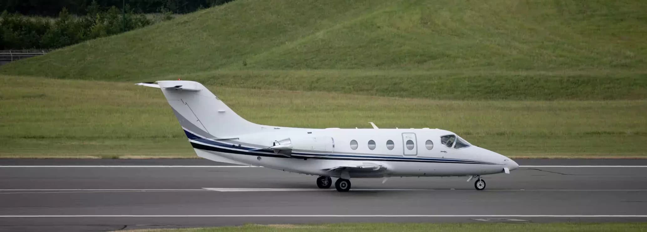 Hawker 400XP flat-floor light jet available for private charter through Hogani Jets
