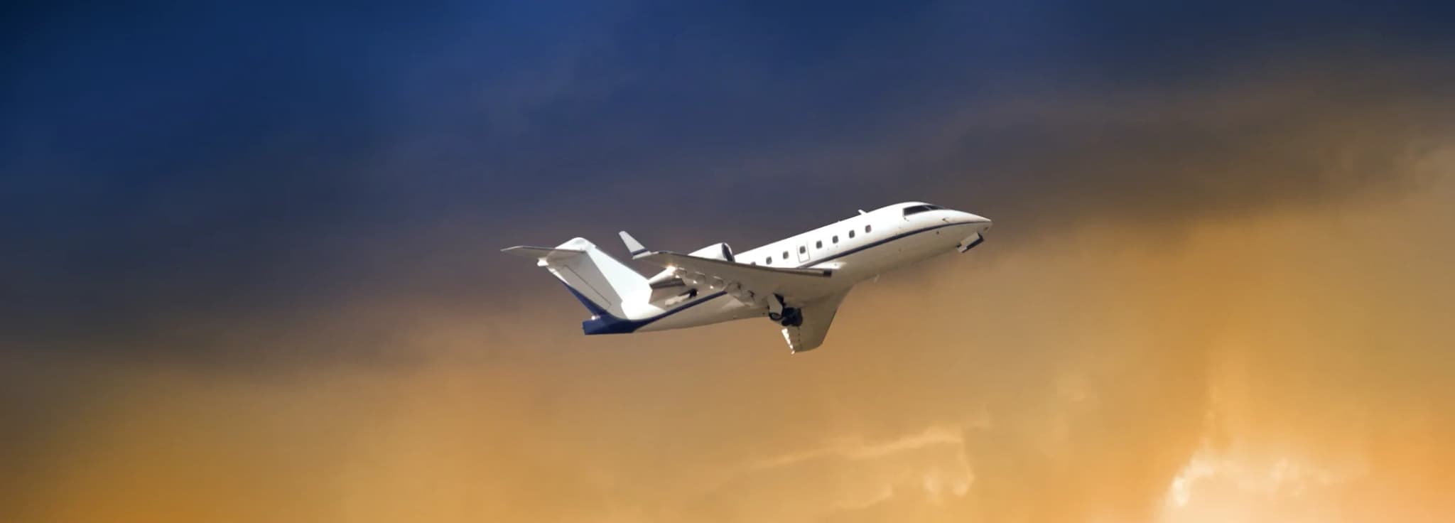 Best Days & Times to Book a Private Jet: Availability & Pricing Guide