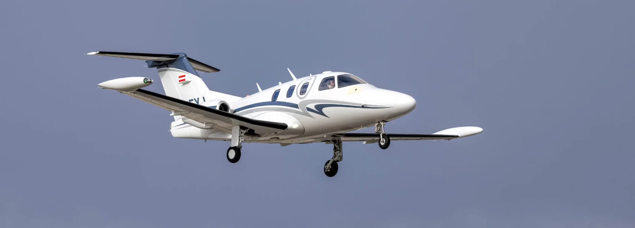 Eclipse 500 charter aircraft for efficient short regional private jet flights